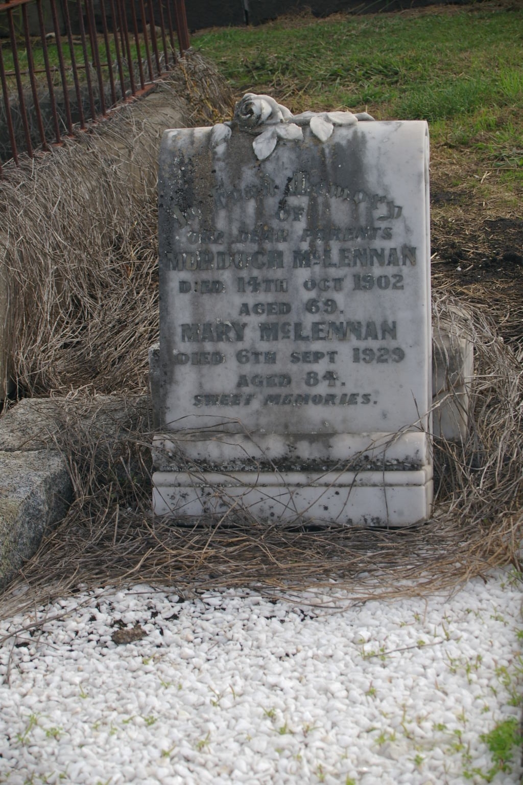 Photo of headstones/Murdoch McLennan d1902 hdstn Camperdown Vic & Mary